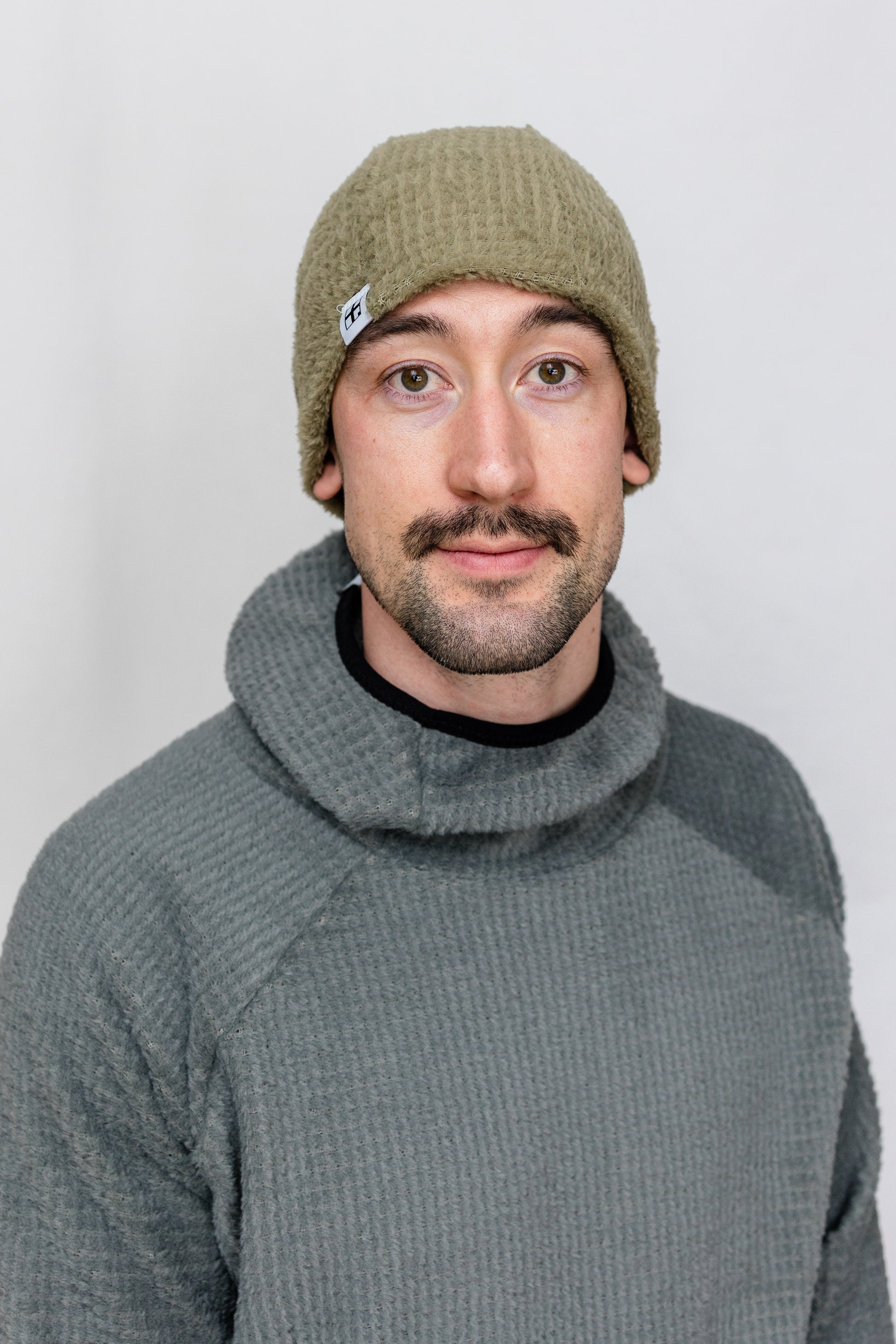 Terra_Ultralight_Alpha_Direct_Beanie_men_face